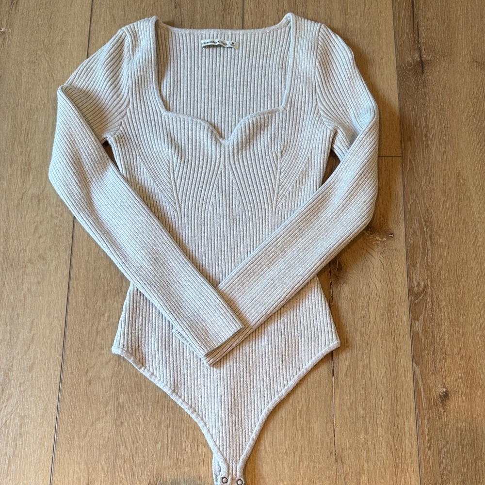 Abercrombie and Fitch Ribbed Long Sleeve sweater Bodysuit
